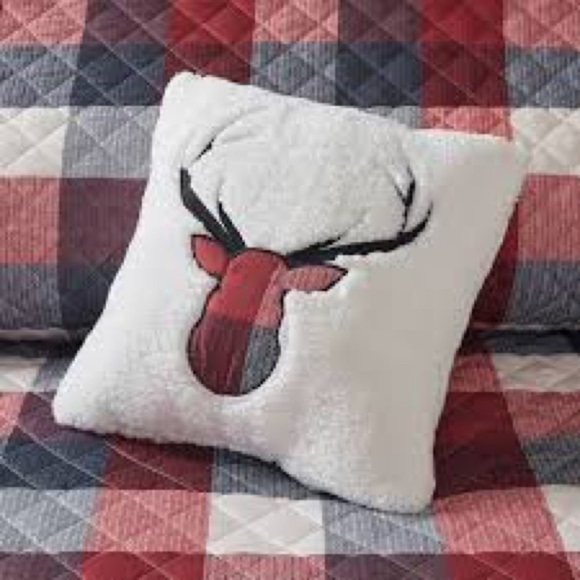 Madison Park Sherpa Herringbone Deer Accent Pillow 16” x 16” - Picture 1 of 6